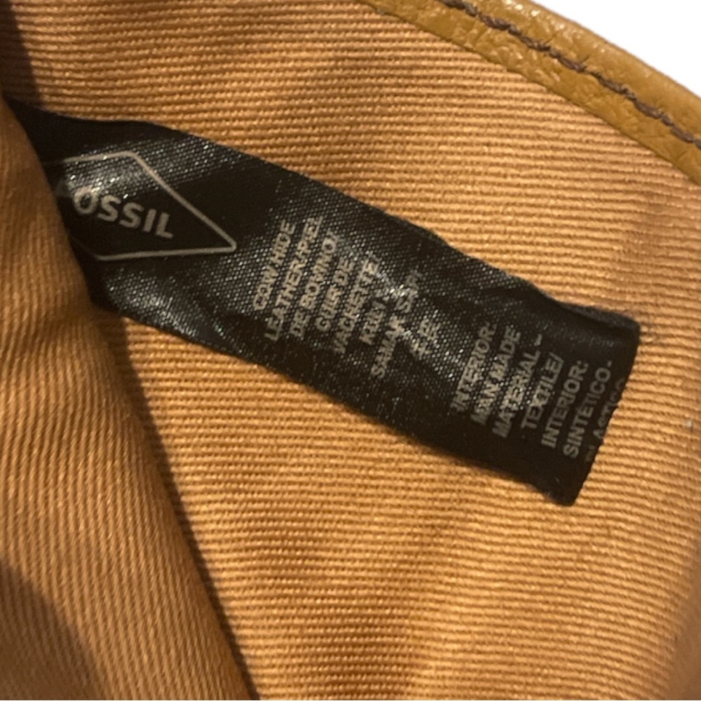 Fossil Madison Bi Fold Zipper Wallet - image 3